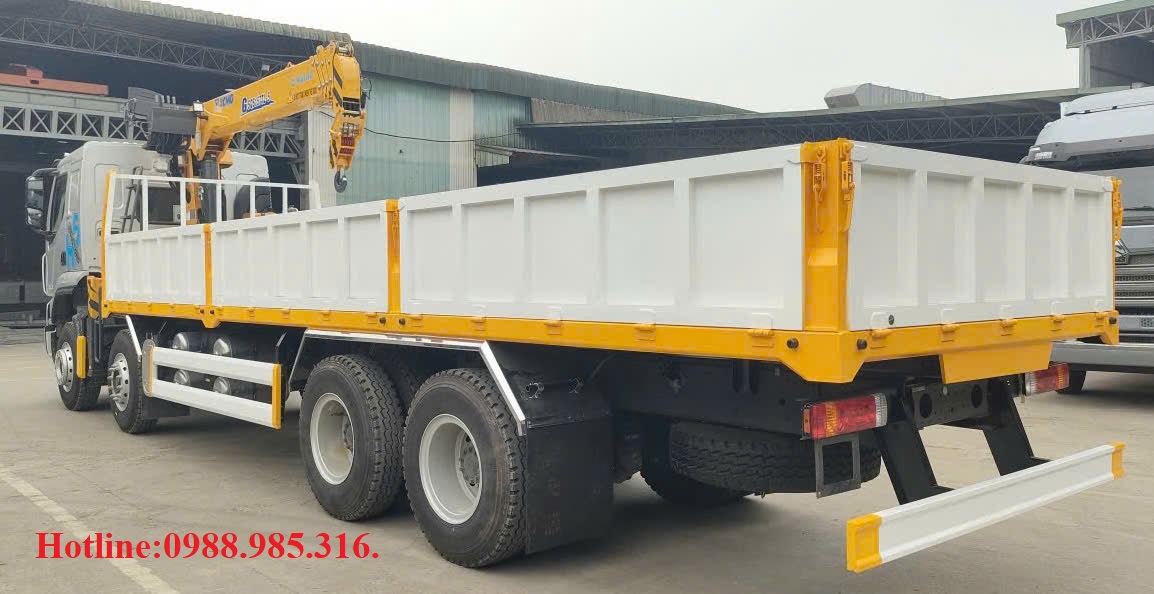 Xe cẩu tự hành 4 chân 12-16 tấn chenglong H5